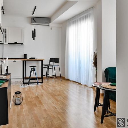 Silversea Apartman Šabac Exteriör bild