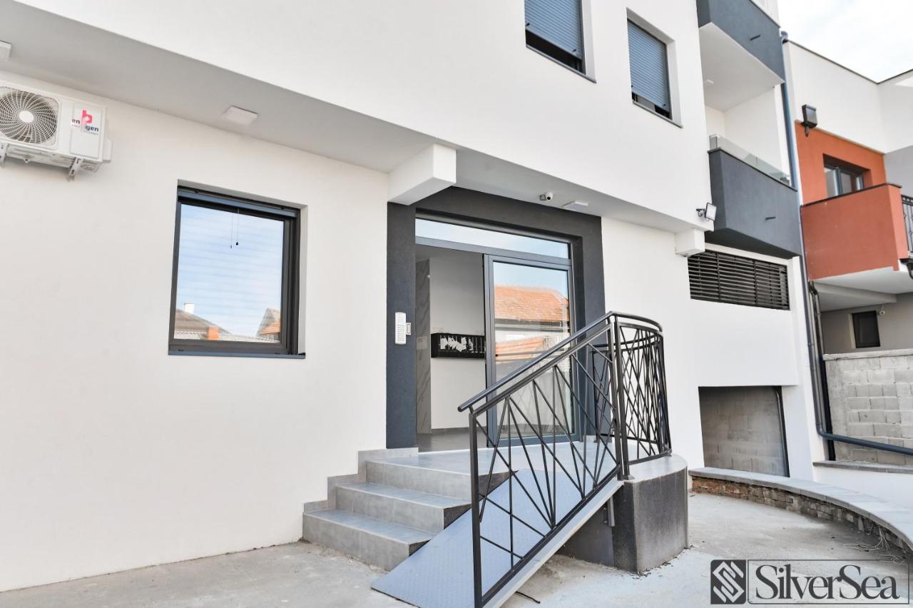 Silversea Apartman Šabac Exteriör bild