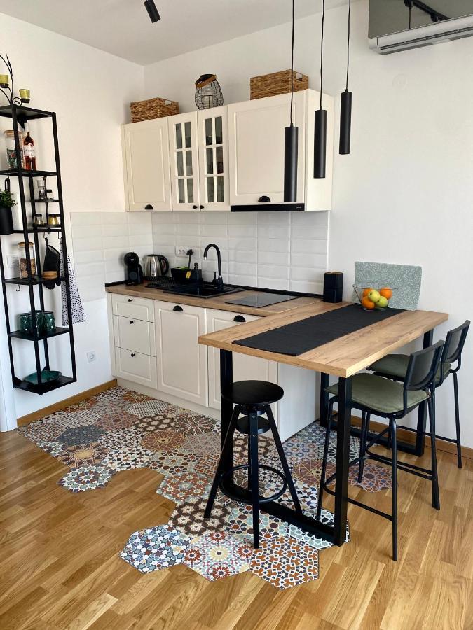Silversea Apartman Šabac Exteriör bild