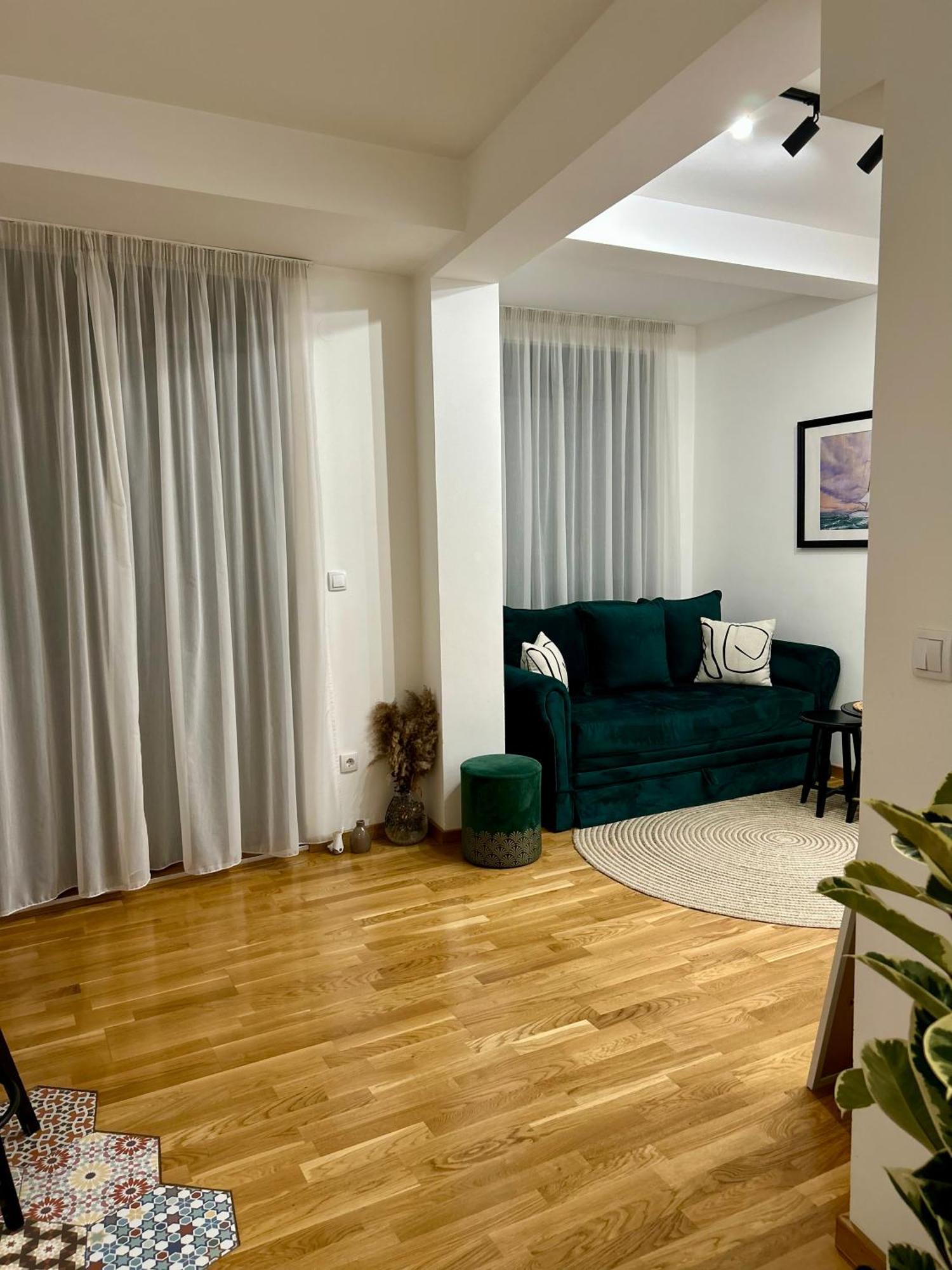 Silversea Apartman Šabac Exteriör bild